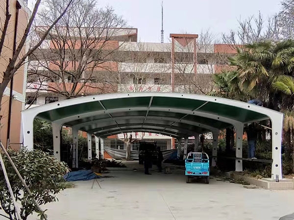 膜結(jié)構(gòu)車棚