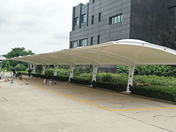膜結(jié)構(gòu)車棚